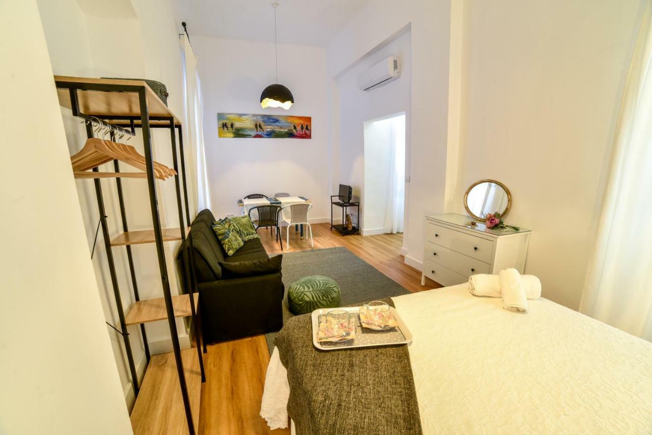 Alohamundi Alameda Apartment เซบีญา ภายนอก รูปภาพ