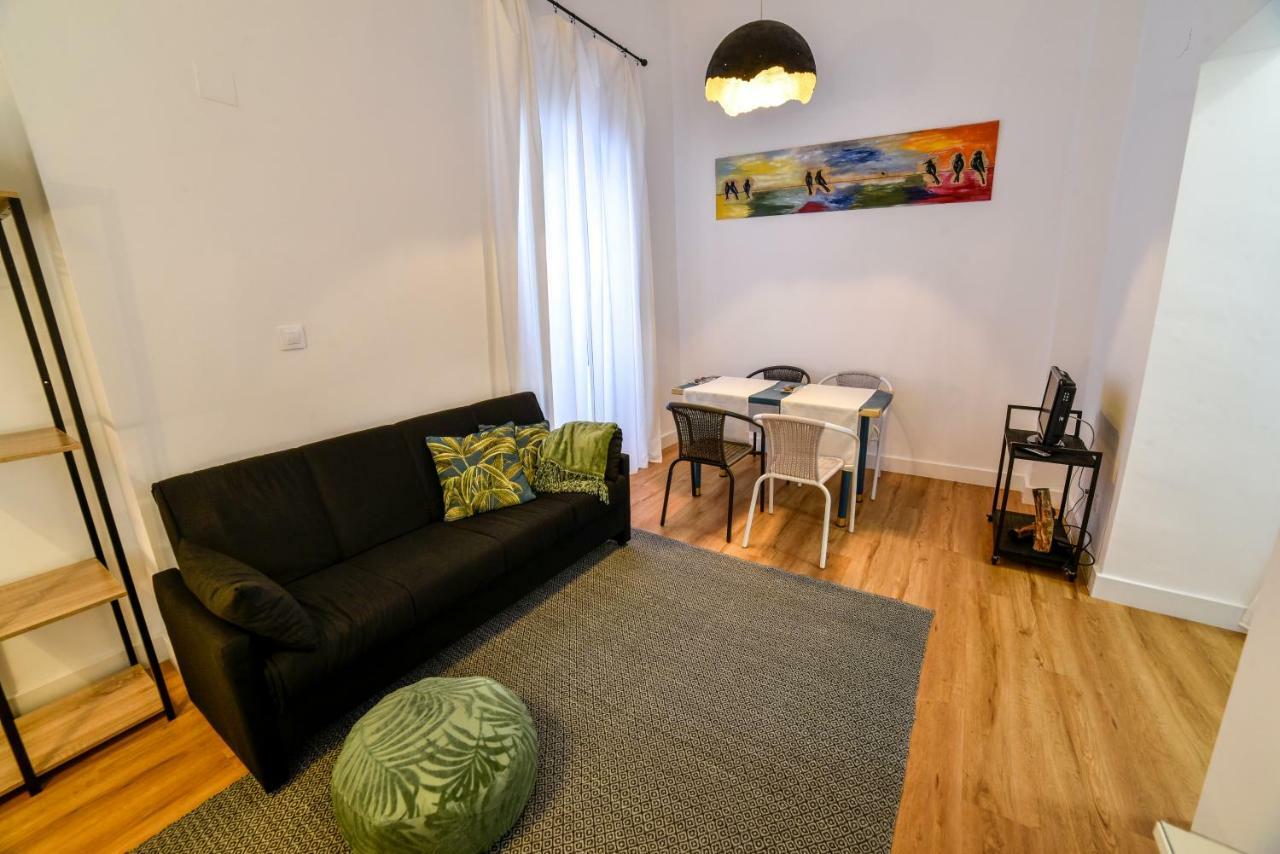 Alohamundi Alameda Apartment เซบีญา ภายนอก รูปภาพ